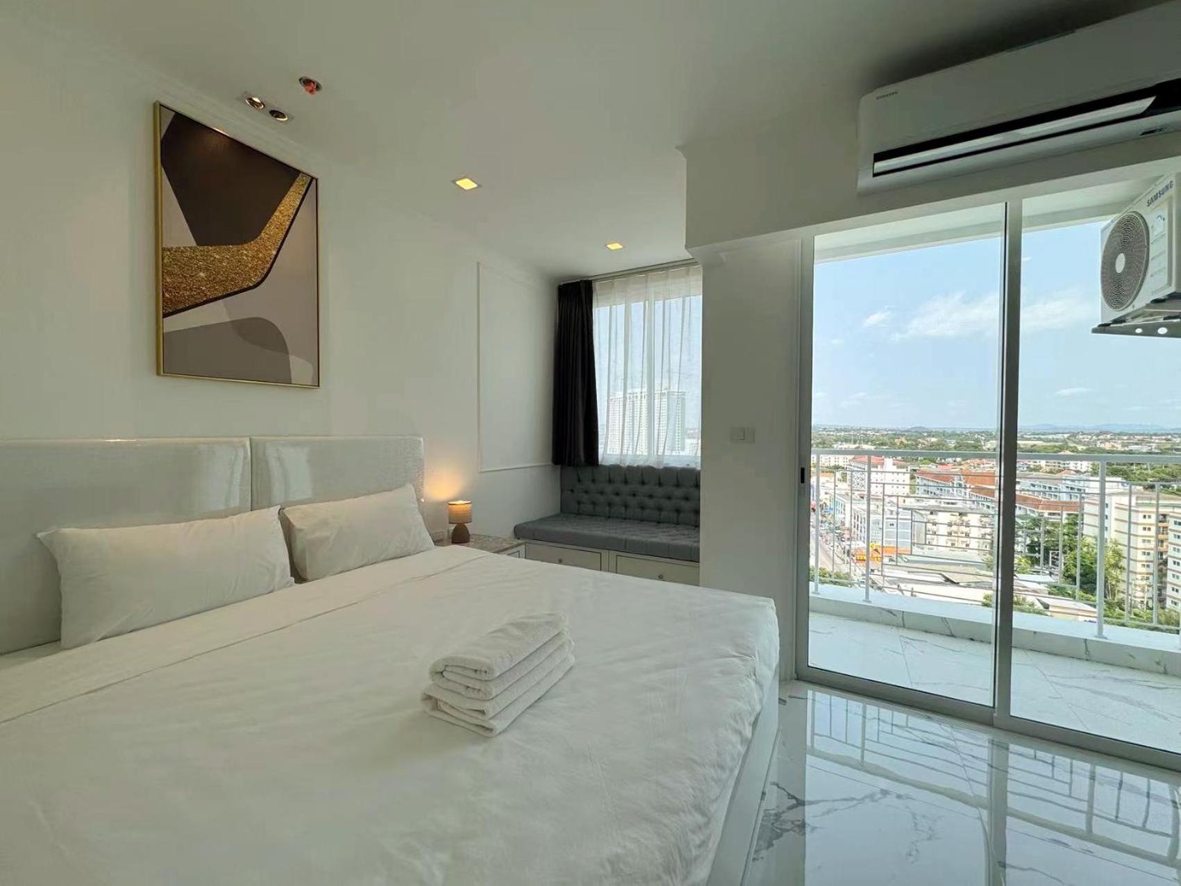 The Empire Chic Residence Jomtien & Yahaha ภายนอก รูปภาพ